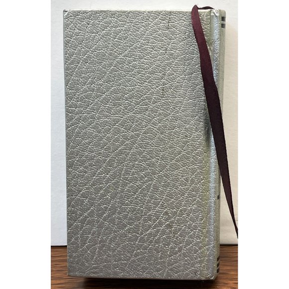 Twenty-Four Hours a Day Alcoholics Anonymous 25th Anniversary Edition 1979 - Picture 5 of 7